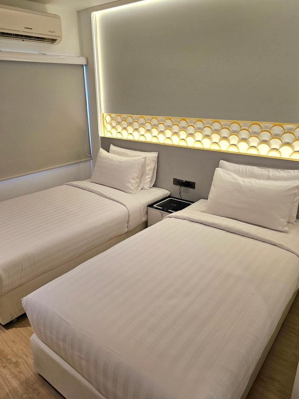 Апарт отель Arawana Express Sukhumvit 22 Бангкок Экстерьер фото