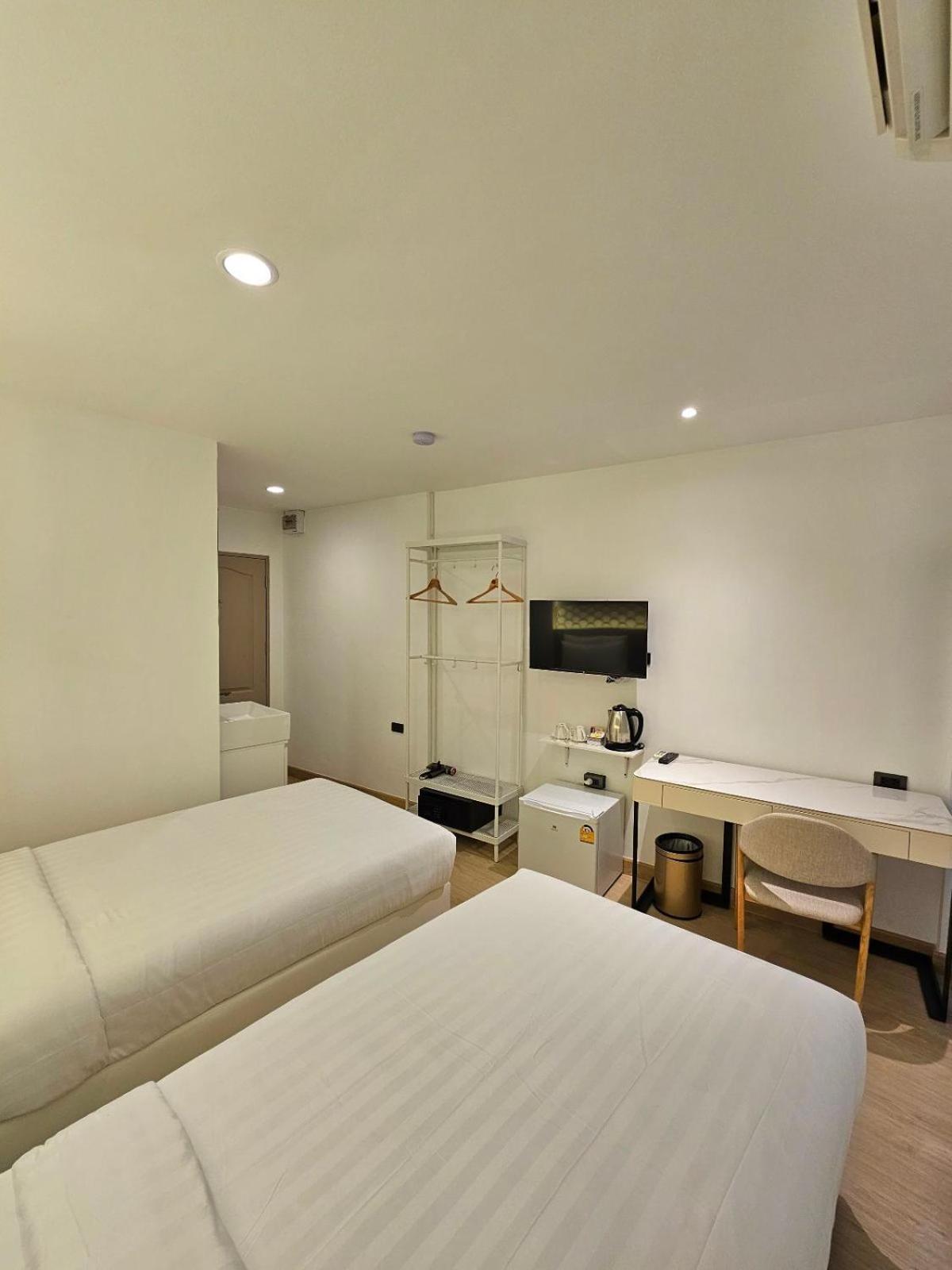 Апарт отель Arawana Express Sukhumvit 22 Бангкок Экстерьер фото