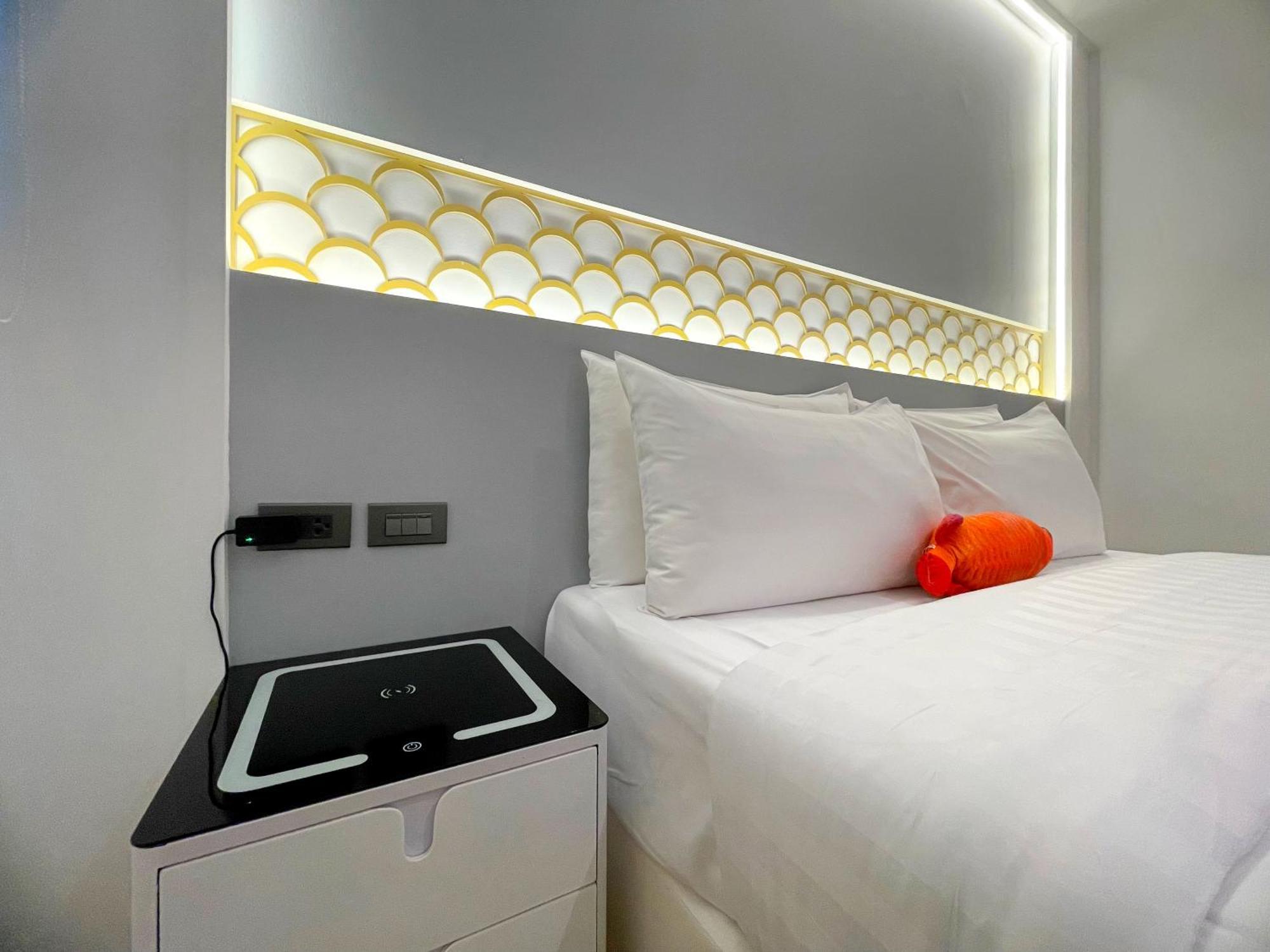Апарт отель Arawana Express Sukhumvit 22 Бангкок Экстерьер фото