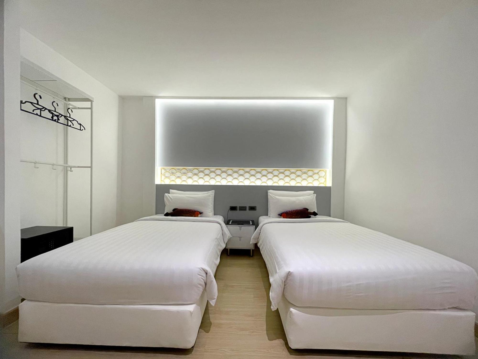 Апарт отель Arawana Express Sukhumvit 22 Бангкок Экстерьер фото