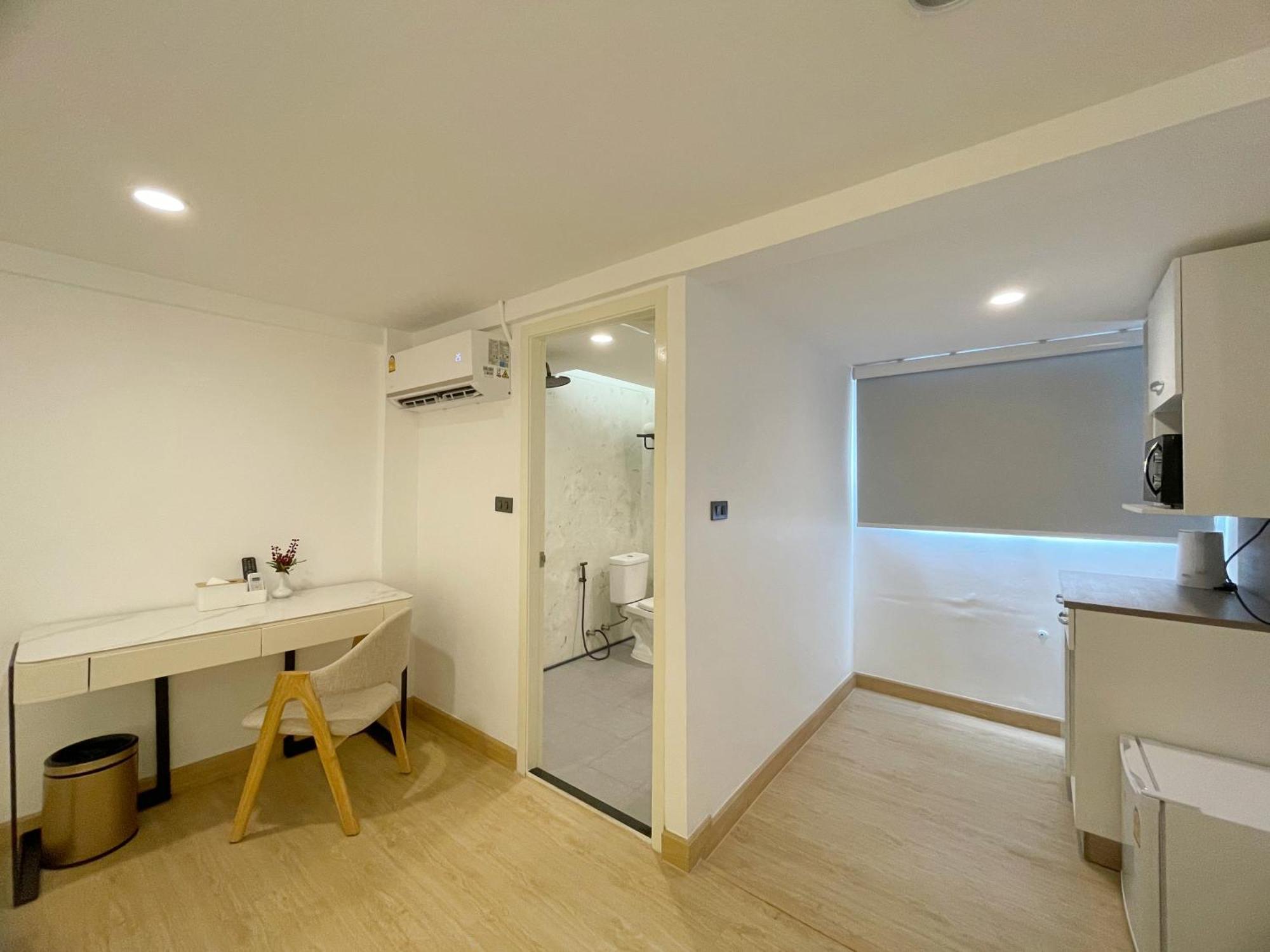 Апарт отель Arawana Express Sukhumvit 22 Бангкок Экстерьер фото