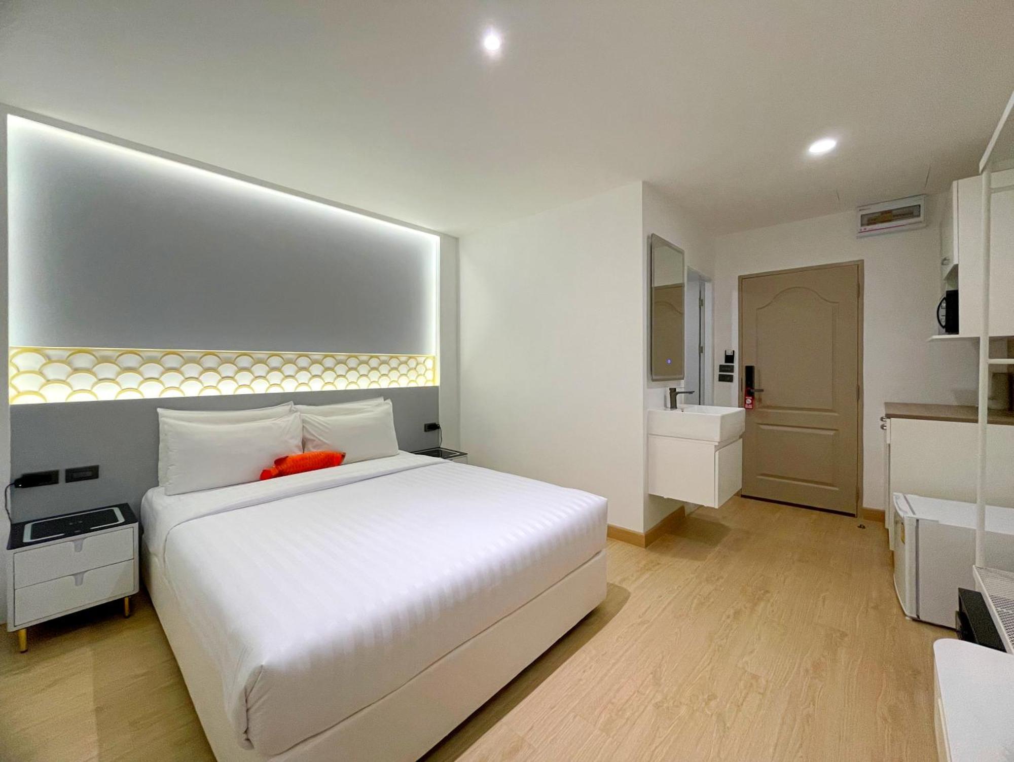 Апарт отель Arawana Express Sukhumvit 22 Бангкок Экстерьер фото