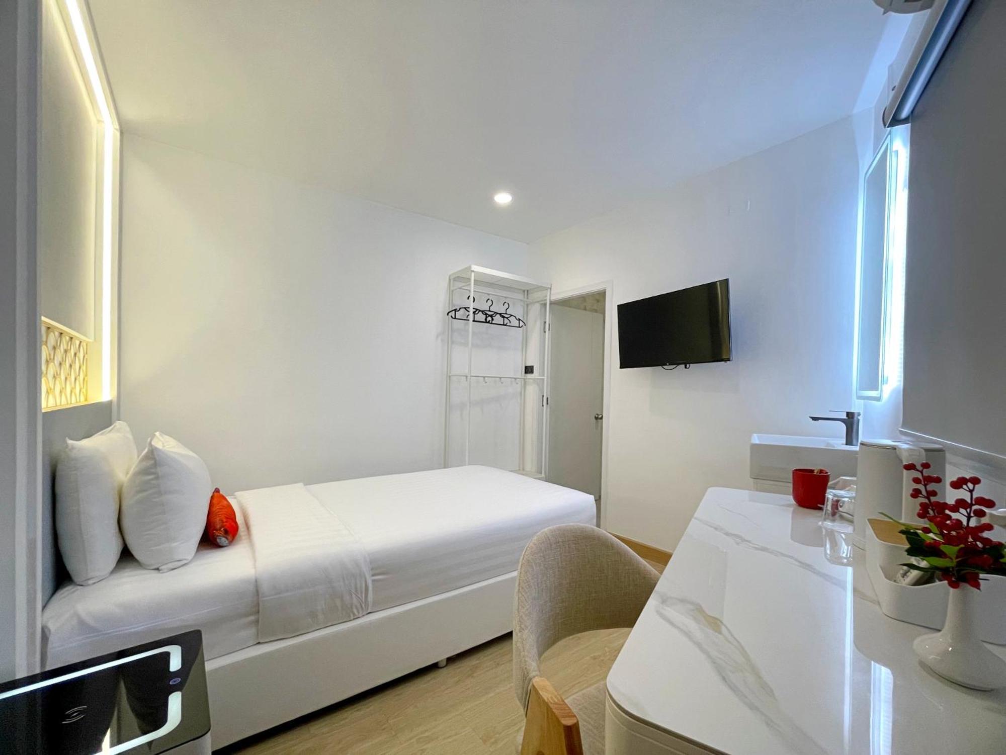 Апарт отель Arawana Express Sukhumvit 22 Бангкок Экстерьер фото