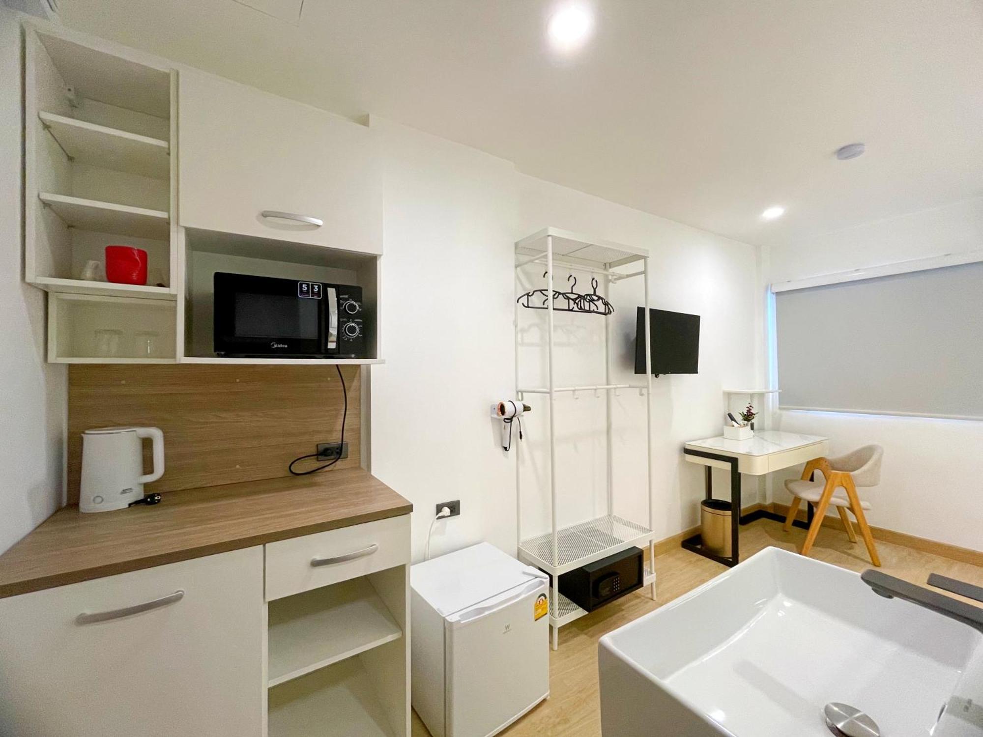 Апарт отель Arawana Express Sukhumvit 22 Бангкок Экстерьер фото