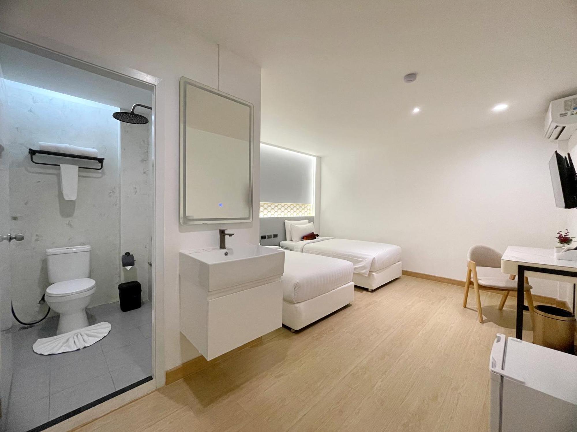 Апарт отель Arawana Express Sukhumvit 22 Бангкок Экстерьер фото